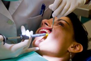 Онемение и другие осложнения в стоматологии после удаления зубов при местном обезболивании